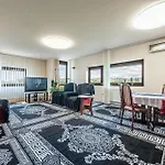 Riversider - With A View Of The Danube And Margaret Island