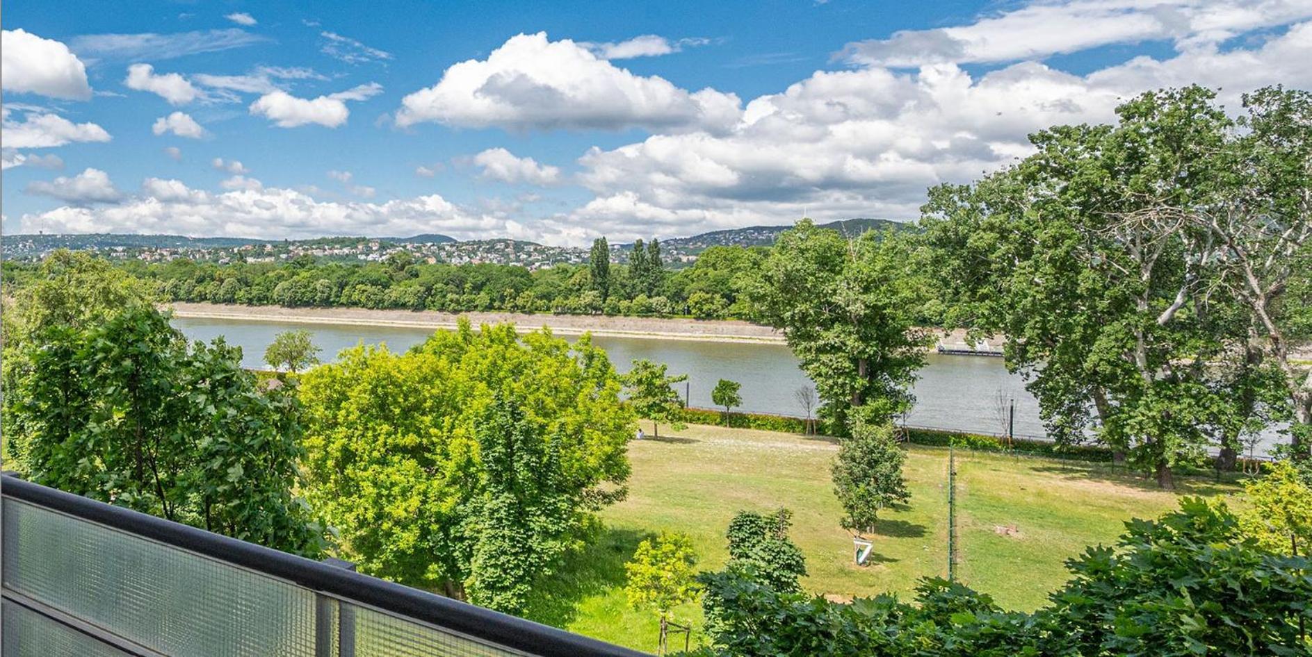Riversider - With A View Of The Danube And Margaret Island * Budapest